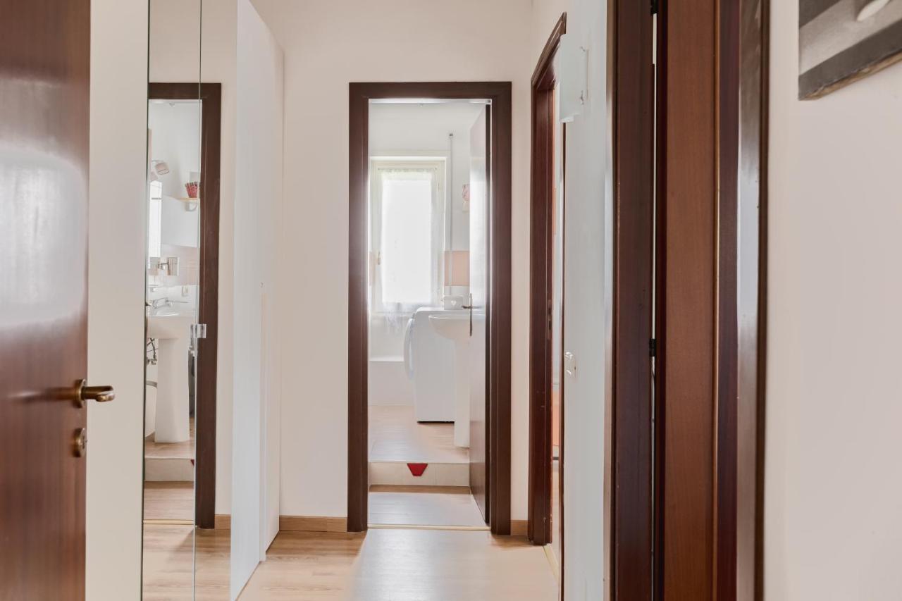 Pelizzi Apartment, 5 Persone, 2 Camere, Balcone, Cinecittà Appartamento *