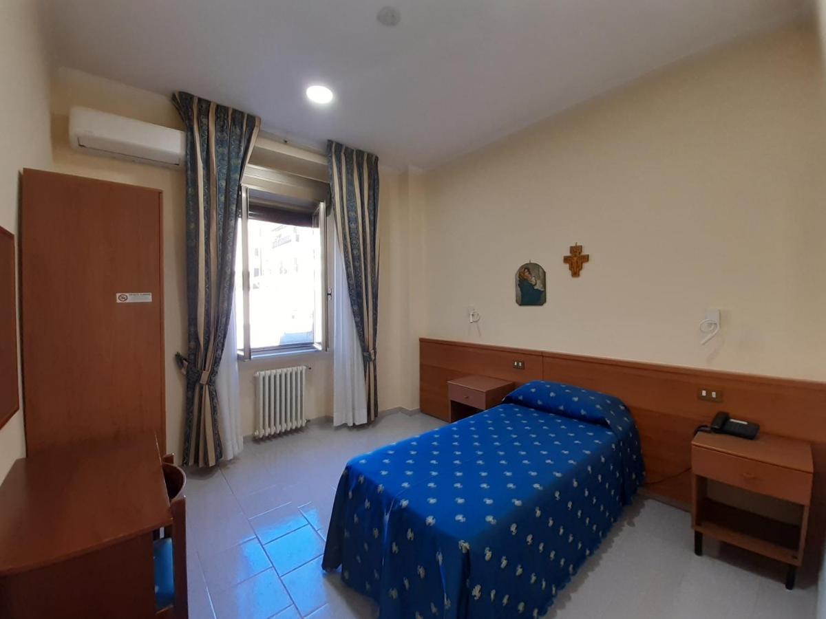 Suore Concezioniste Missionarie - Carmen Salles Bed & Breakfast *