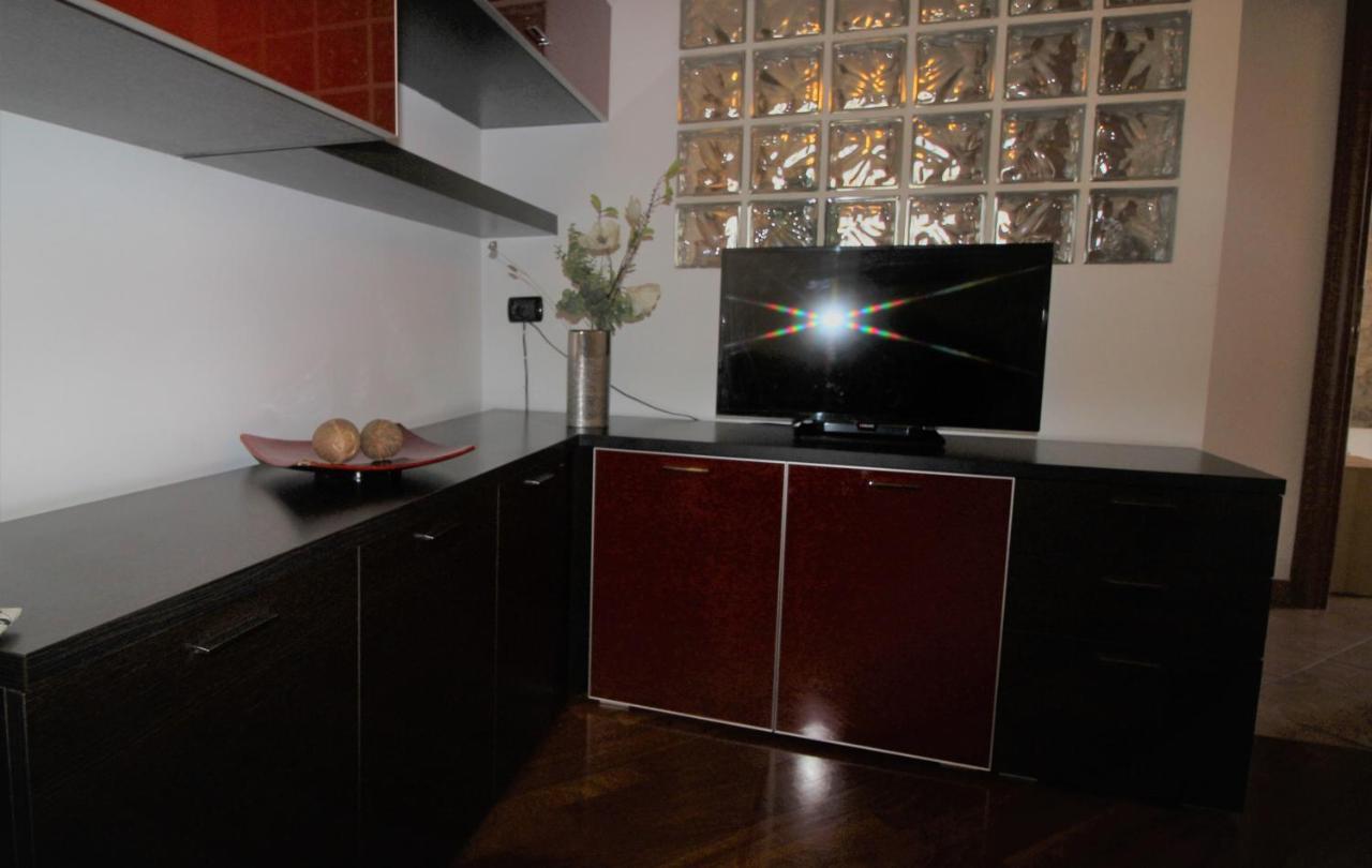 Attico Con Jacuzzi, Terrazzo E Fibra Appartamento Roma