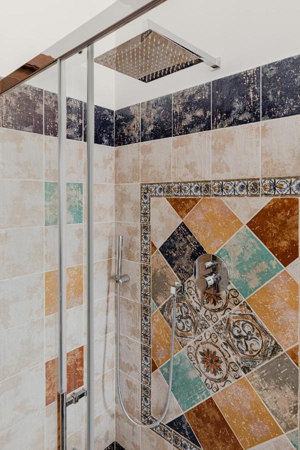 Appartamento Scarfoglio Apartment, 4 Persone, 2 Camere, Balcone, Wi-fi, Stazione Tiburtina