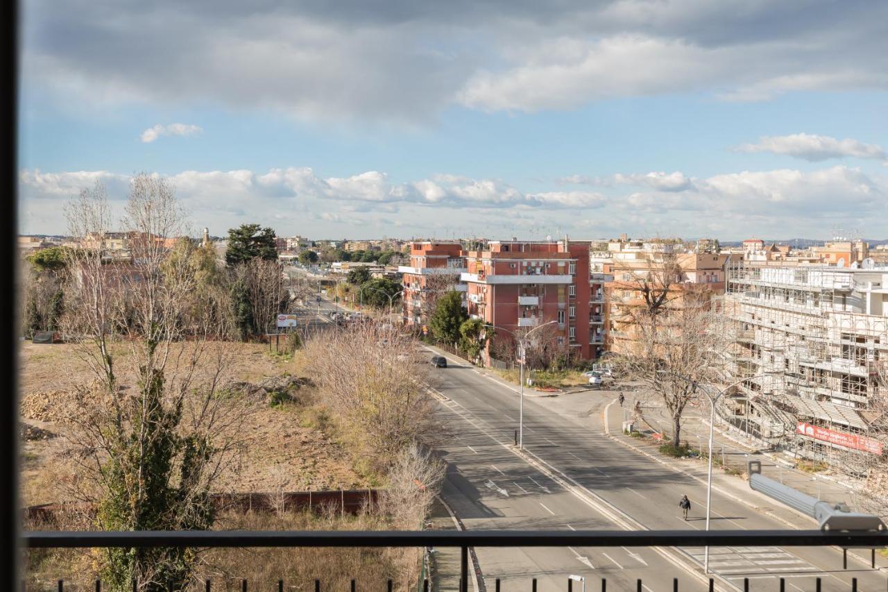 Apartment Amoretti Apartment, 6 Persone, 3 Camere, 2 Bagni, Balcone, Wi-fi, Metro B Monti Tiburtini