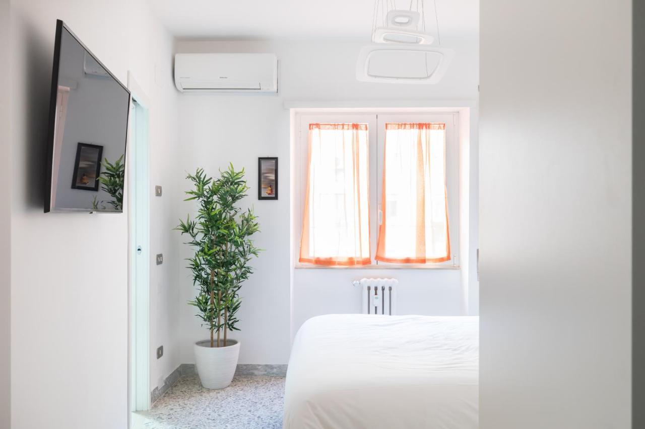 Amoretti Apartment, 6 Persone, 3 Camere, 2 Bagni, Balcone, Wi-fi, Metro B Monti Tiburtini Apartment *