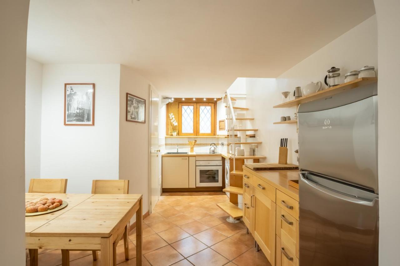 Quiet And Cozy Trastevere Hideaway Apartment