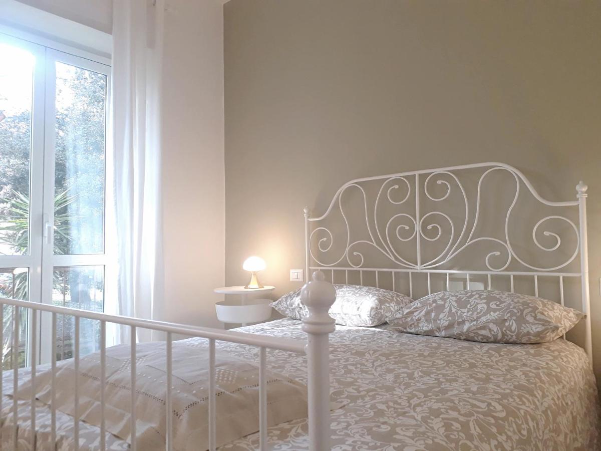 Modern, Spacious And Bright In Apartment *