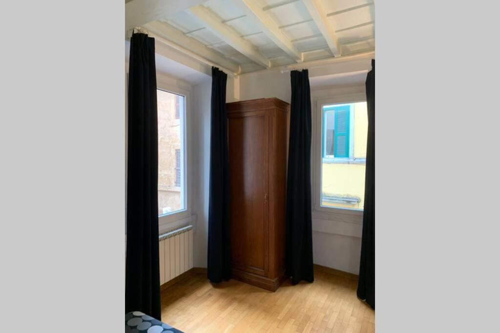 Elegant Trilussa Apartment