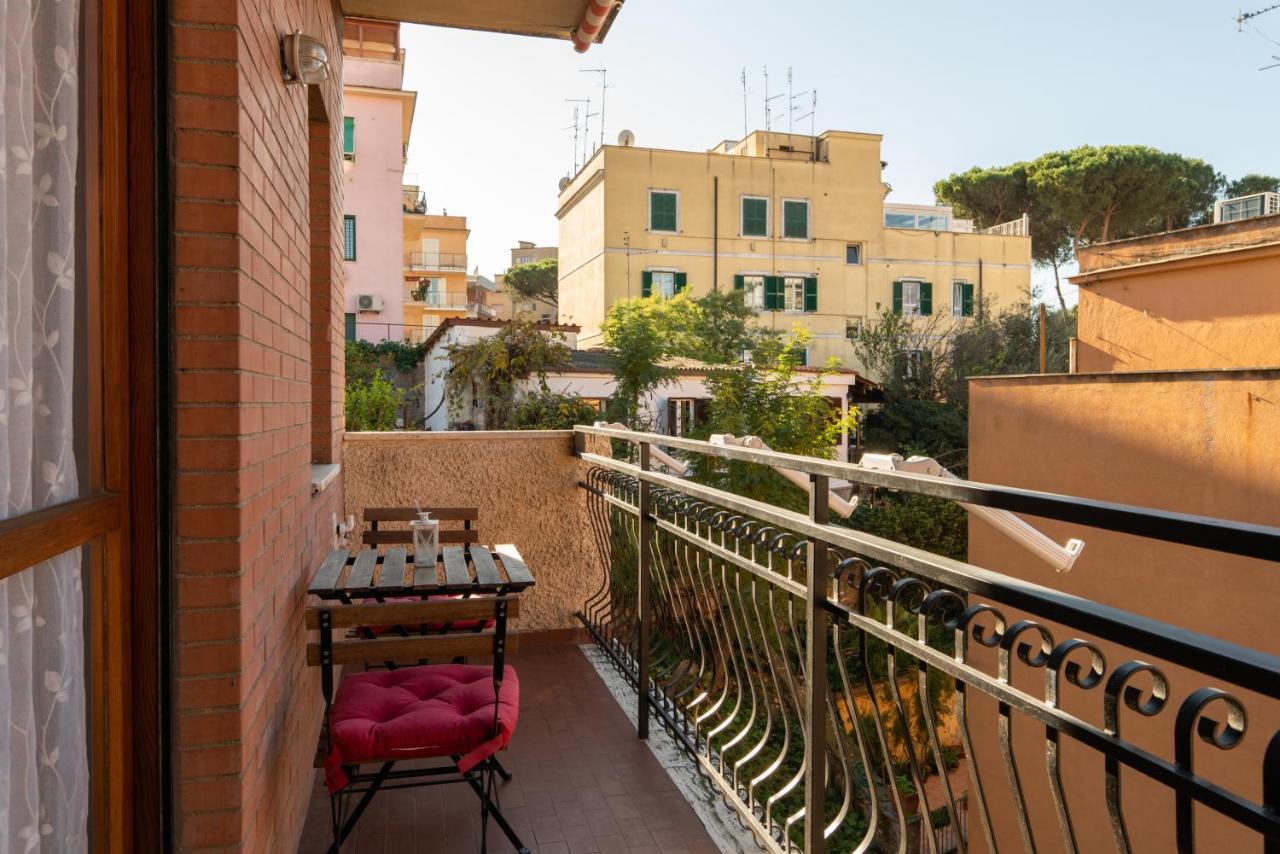 Walking Distance From San Pietro Roma