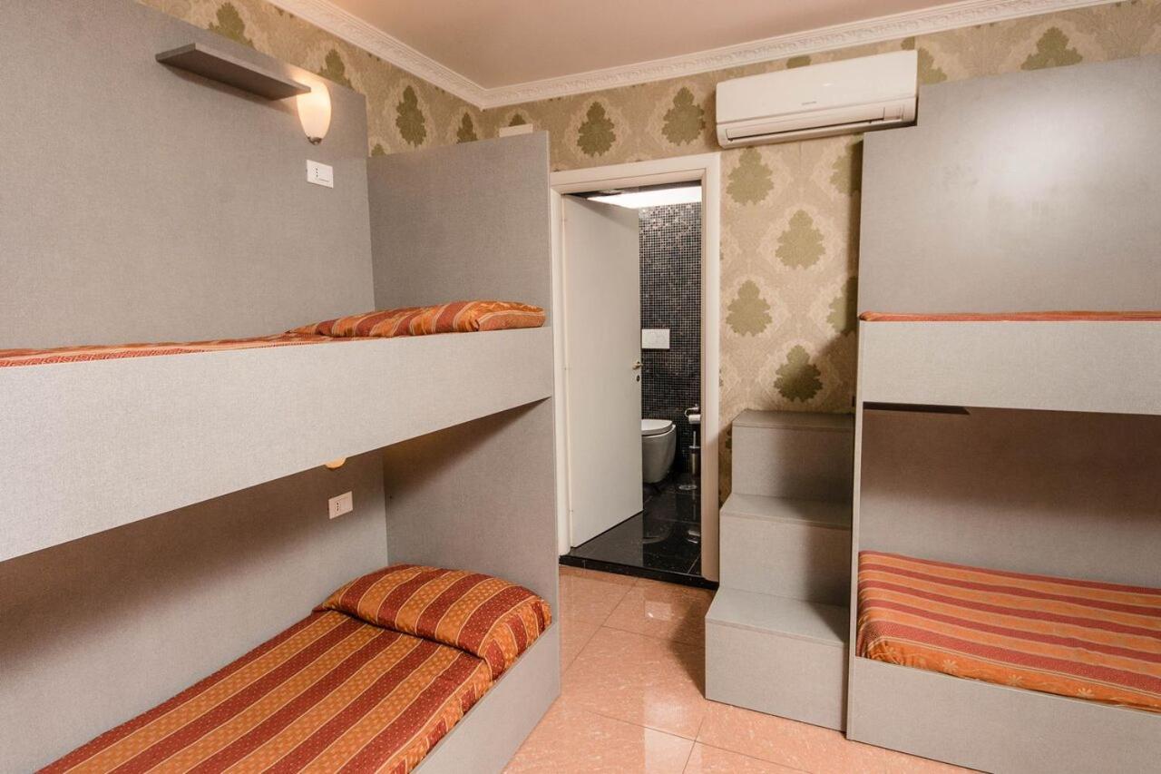 Guest house Friendship Palace Rome