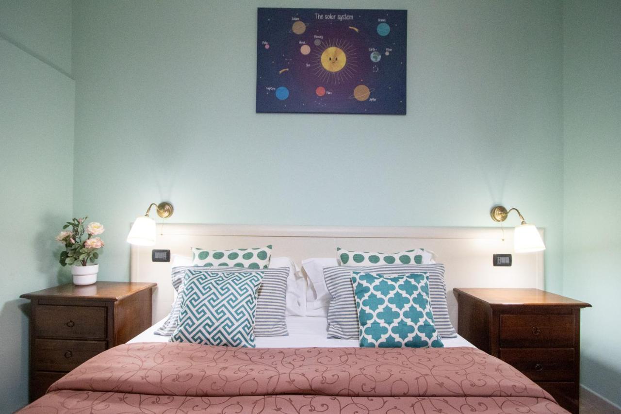 Colorful Yard Bed & Breakfast Rome