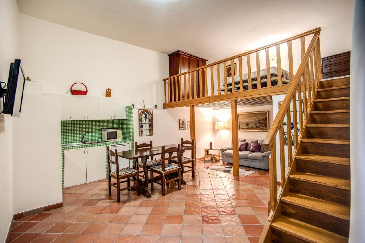 Le Di Andrea - Nel Cuore Di Trastevere Apartment *