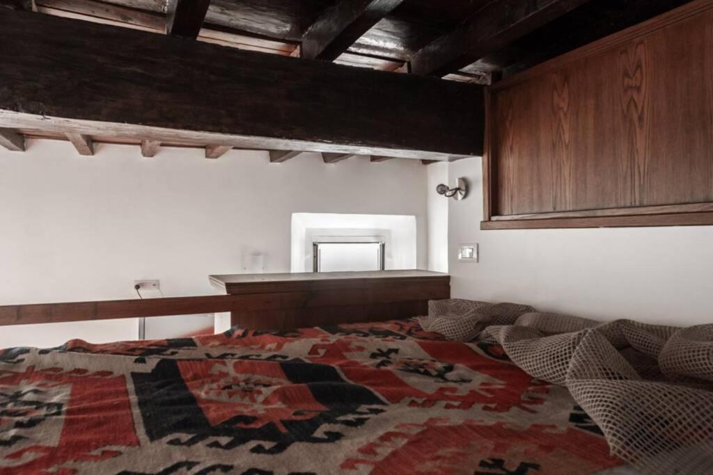 Vicolo Savelli Apartment *