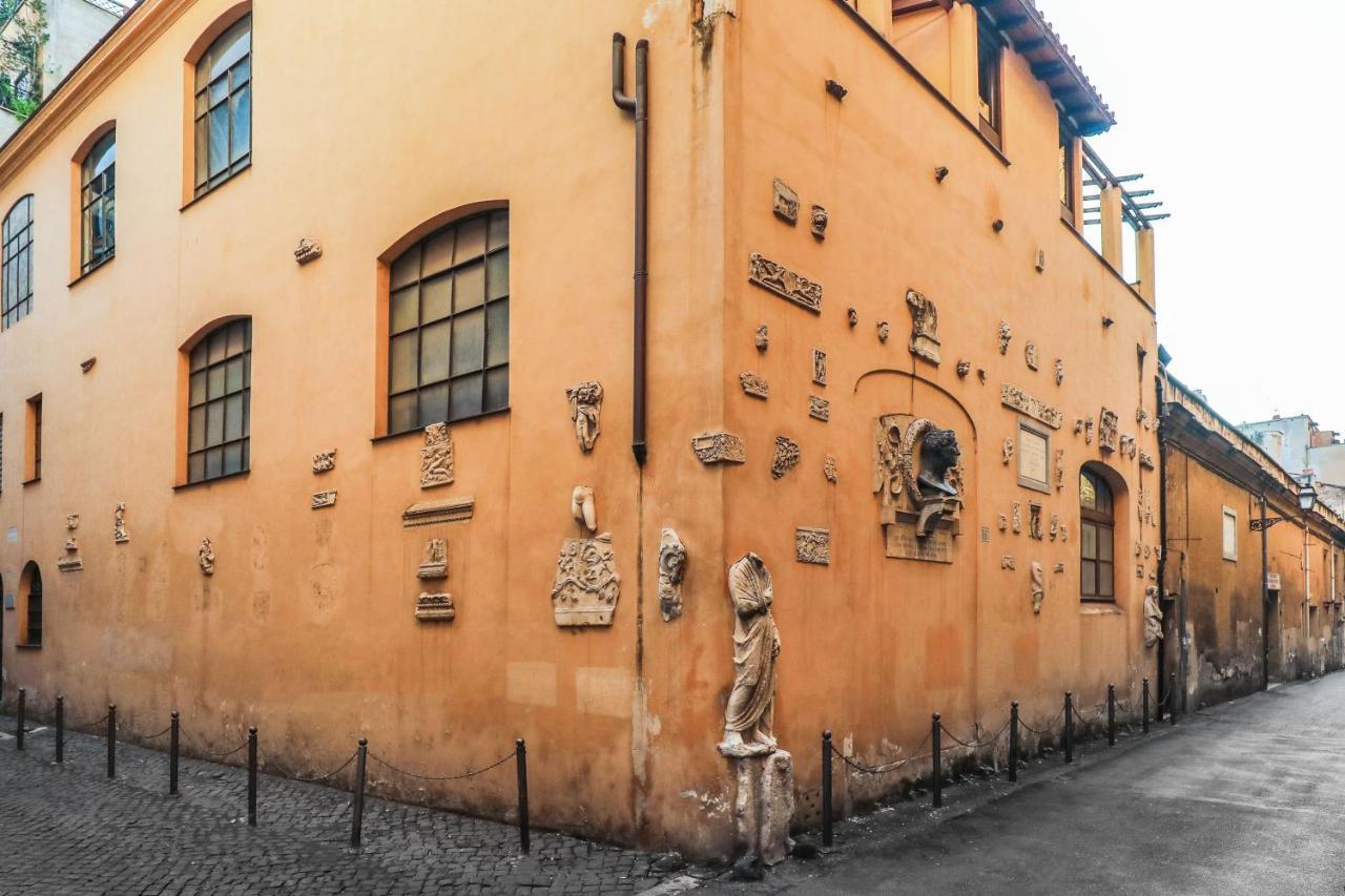 Apartment Atrhome Loft Canova Rome