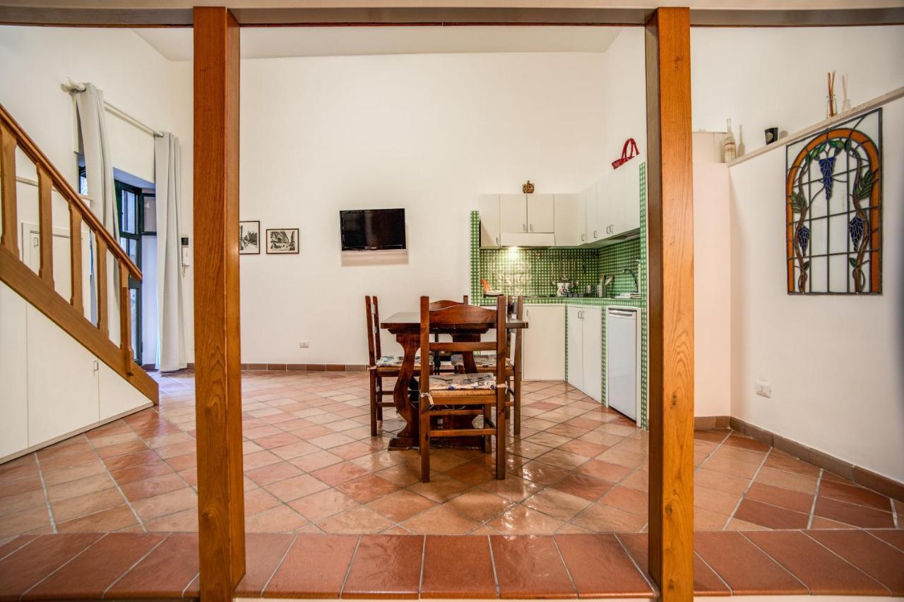 Apartment Le Di Andrea - Nel Cuore Di Trastevere Rome