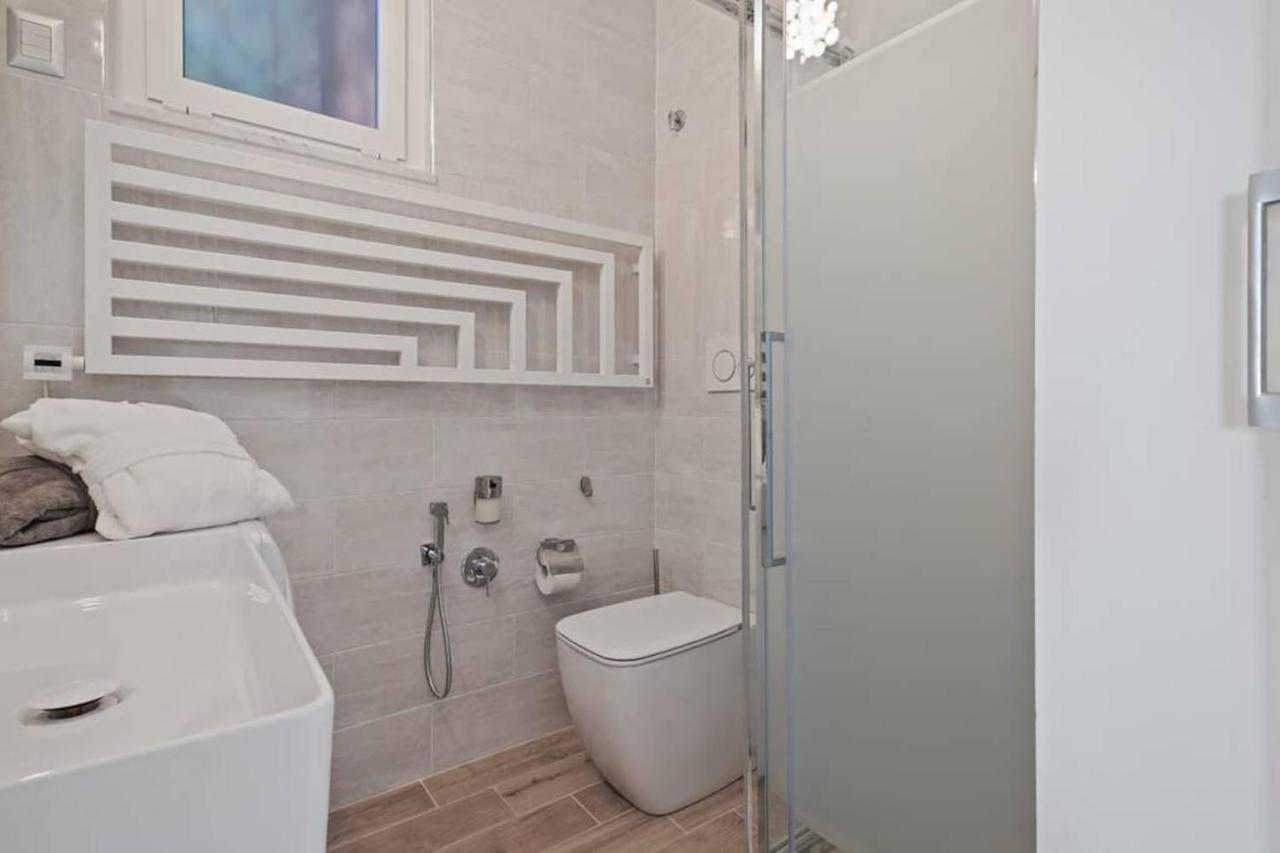 Hostme Flat Metro Spagna Appartamento Roma