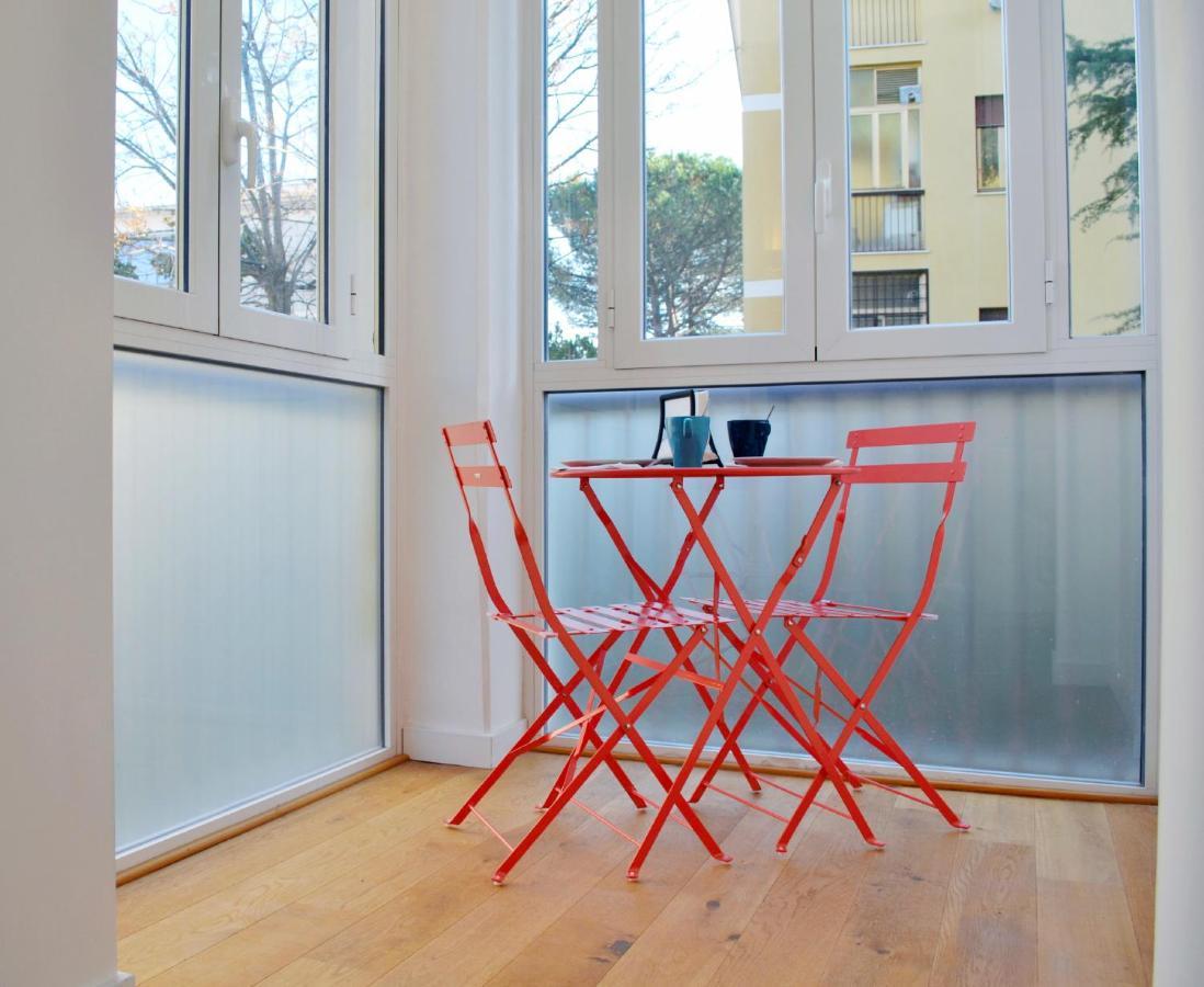 Modern, Spacious And Bright In