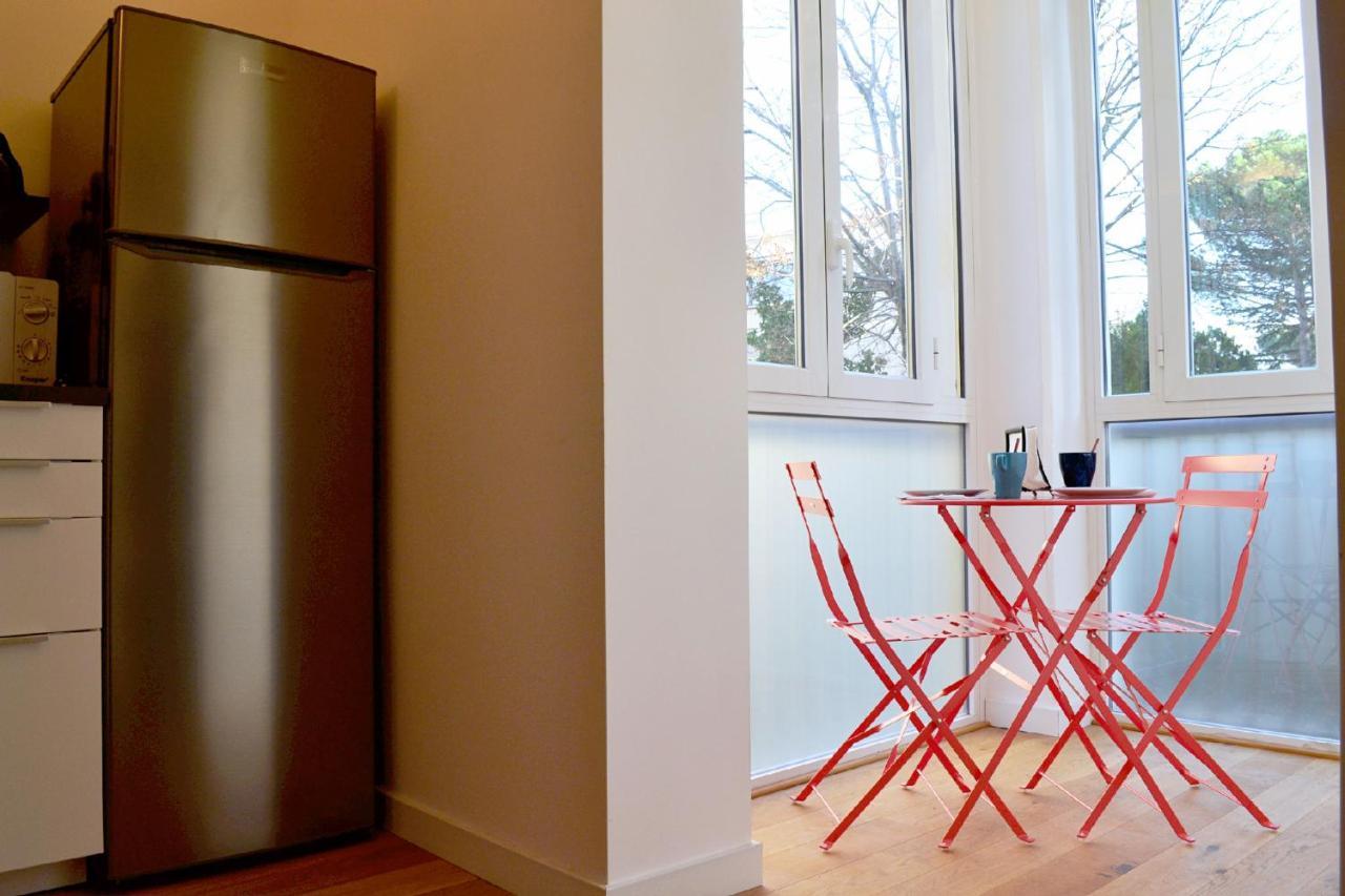 Modern, Spacious And Bright In