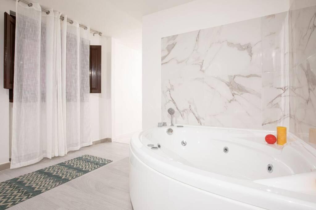 Unforgettable Split Level Jacuzzi Navona - Collection * Rome