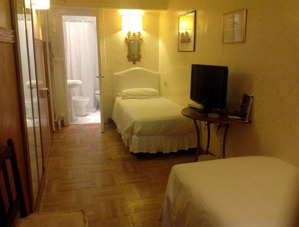 Fontana Hotel Rome