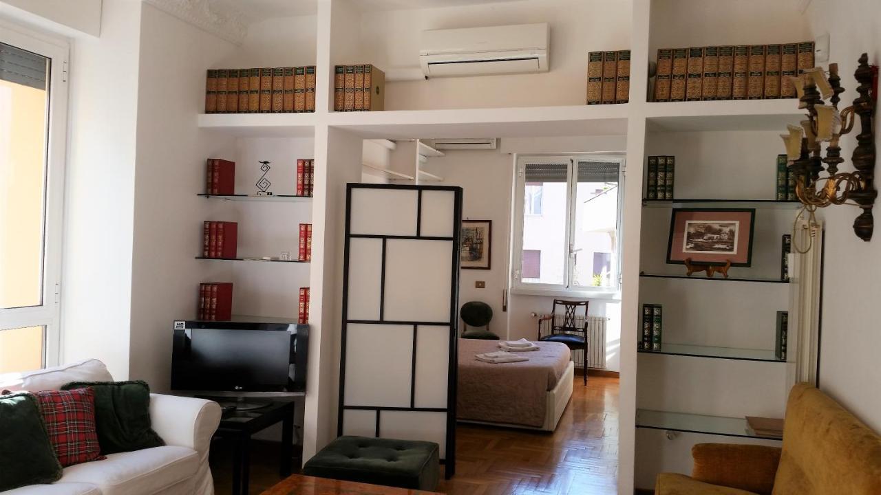 Guest house Vatican Happy Holidays