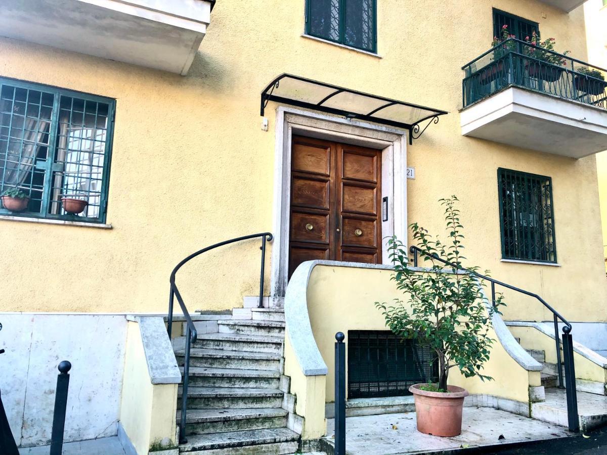 Gemini Guest house 2*