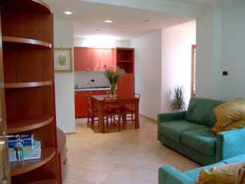 Hotel Crosti Rome