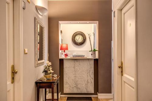 Bed & Breakfast Residenza Castrense 2*