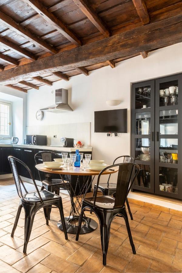 Deza Cozy Place In Monti Appartamento *