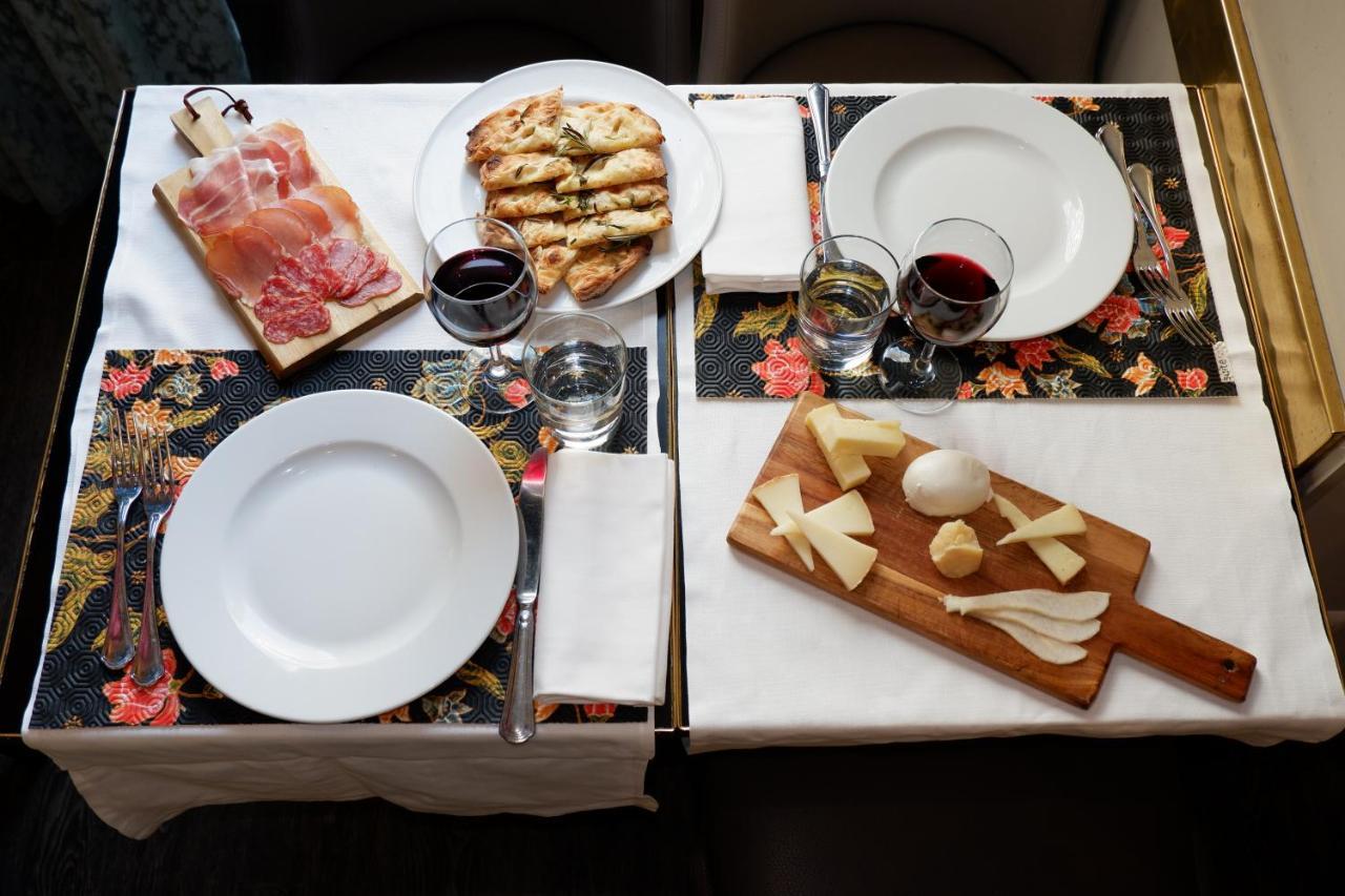 Giuturna Boutique 3* Rome