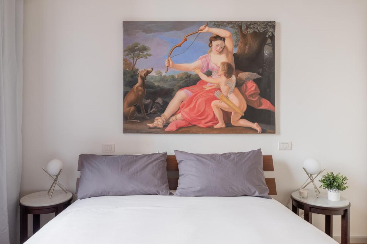 Iflat Navona White And Stylish Appartamento