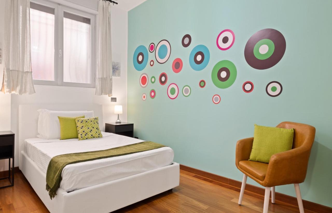 3 Bed Modern Flat - 15 Minutes Walk To Colosseum Apartment Rome
