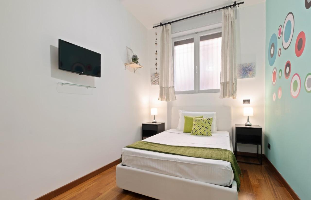3 Bed Modern Flat - 15 Minutes Walk To Colosseum Apartment Rome