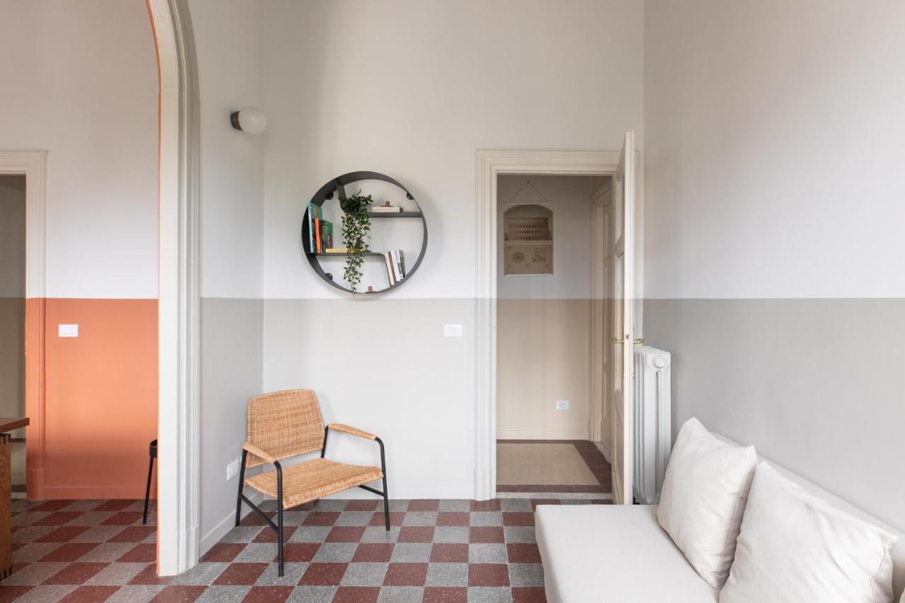 Iflat Sunny And Colorful Esquilino Apartment Rome