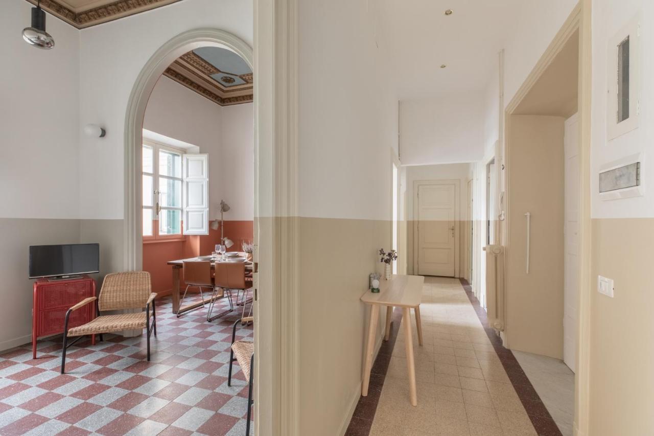 Iflat Sunny And Colorful Esquilino Apartment Rome