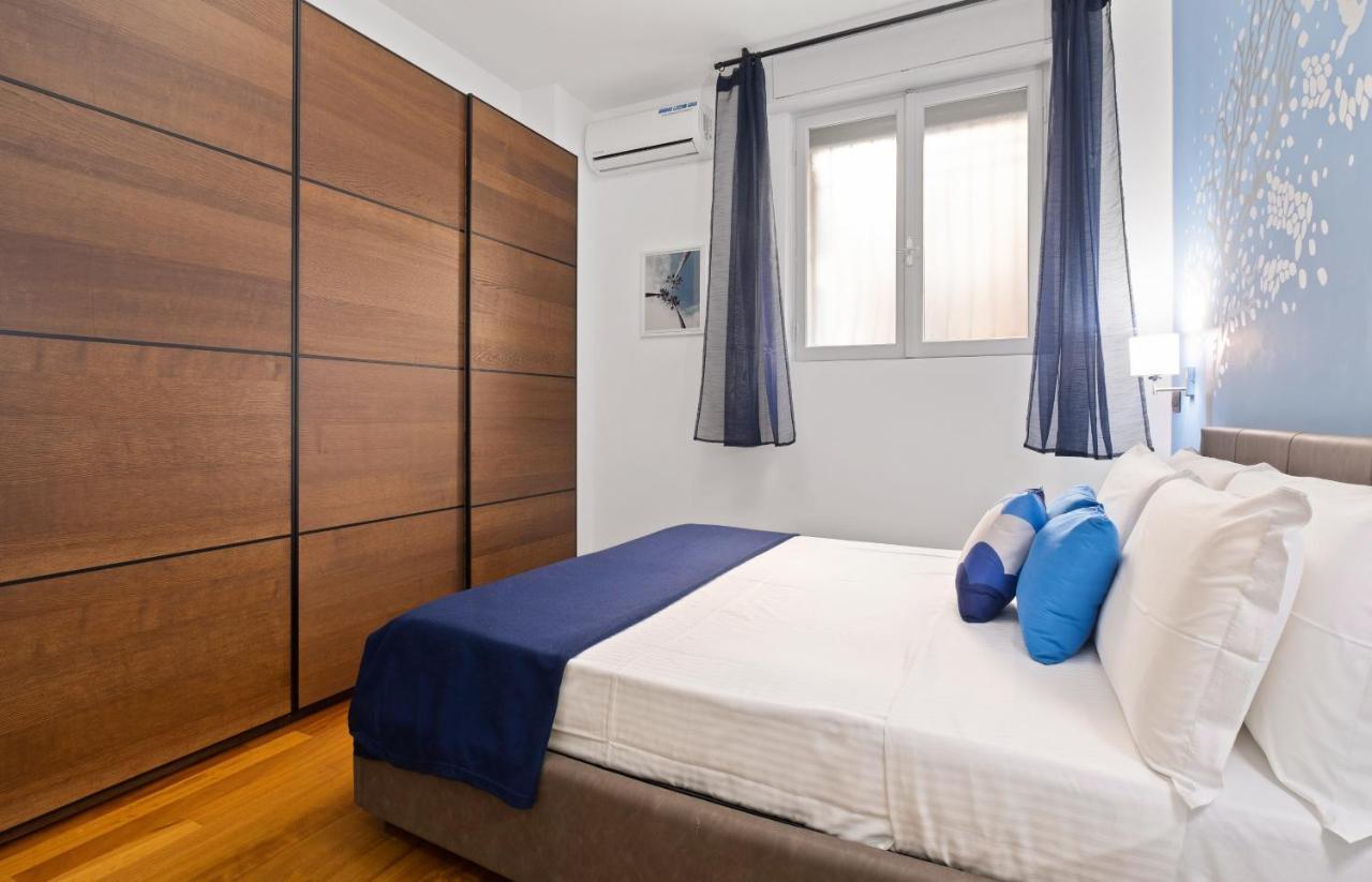 3 Bed Modern Flat - 15 Minutes Walk To Colosseum * Rome