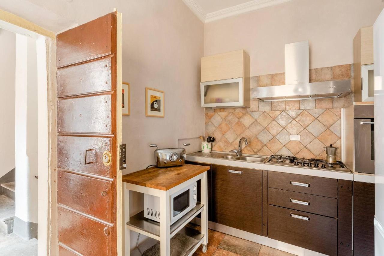 Right In The Ancient Historical Center Two Bedrooms Two Bath, Up To 6 Pax Roma