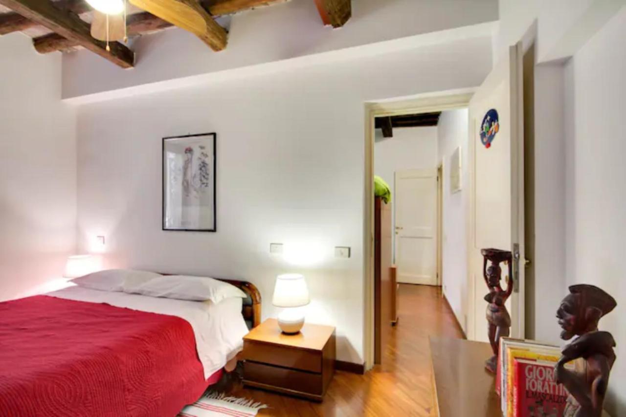 Apartment Pantheon Charming