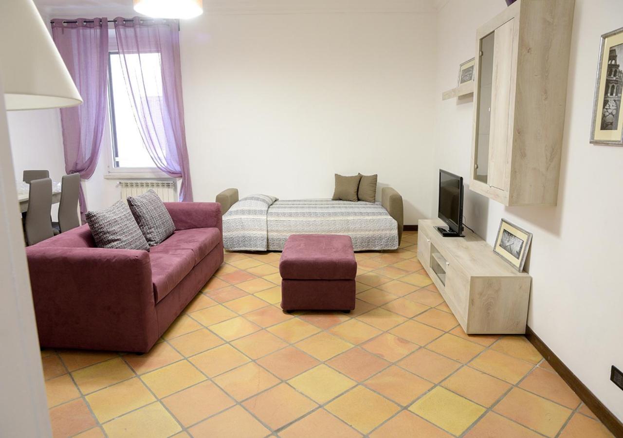 Colosseum Comfortable Apartment *