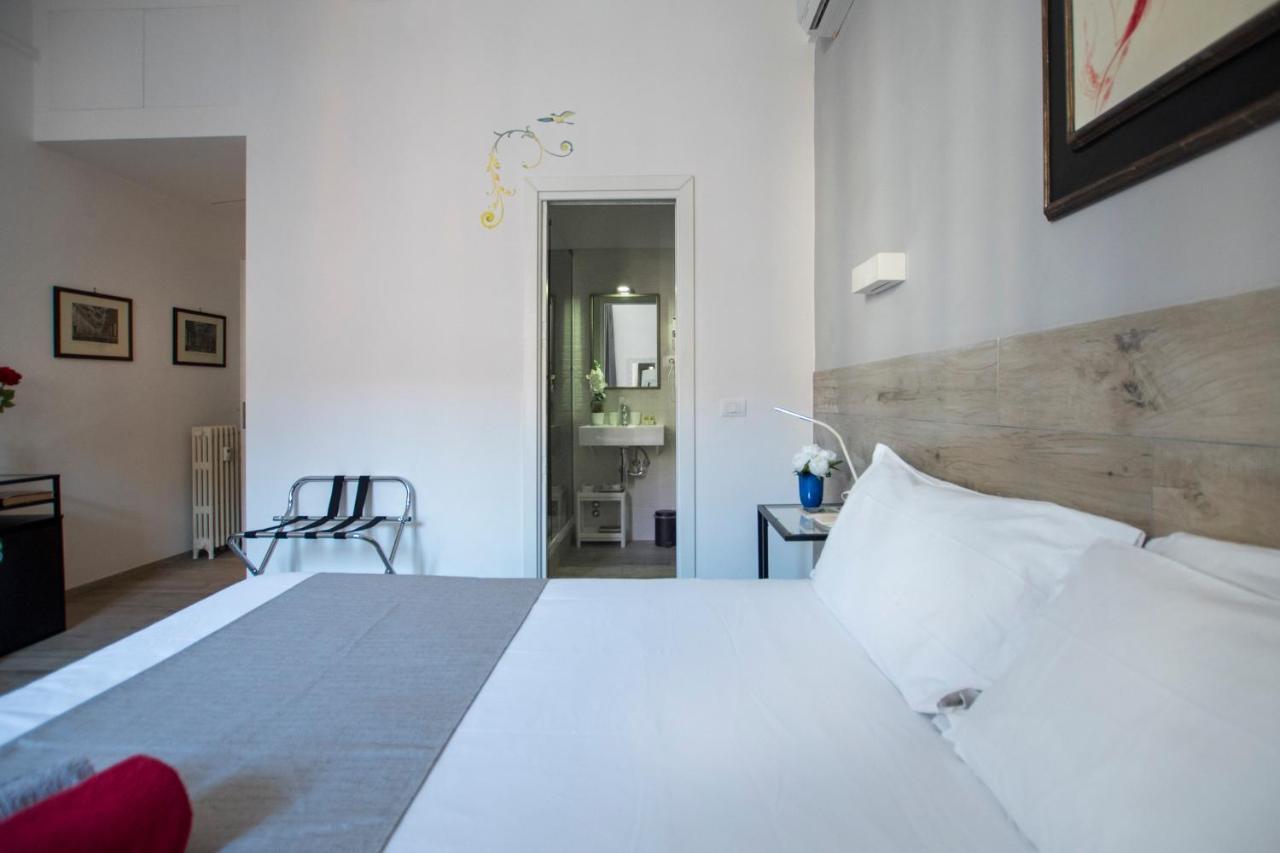 Raffaela's & Vatican Guest house