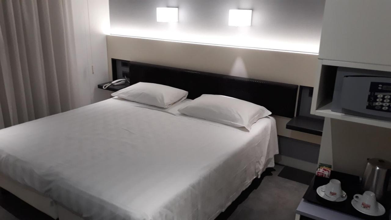 Crosti 3* Rome