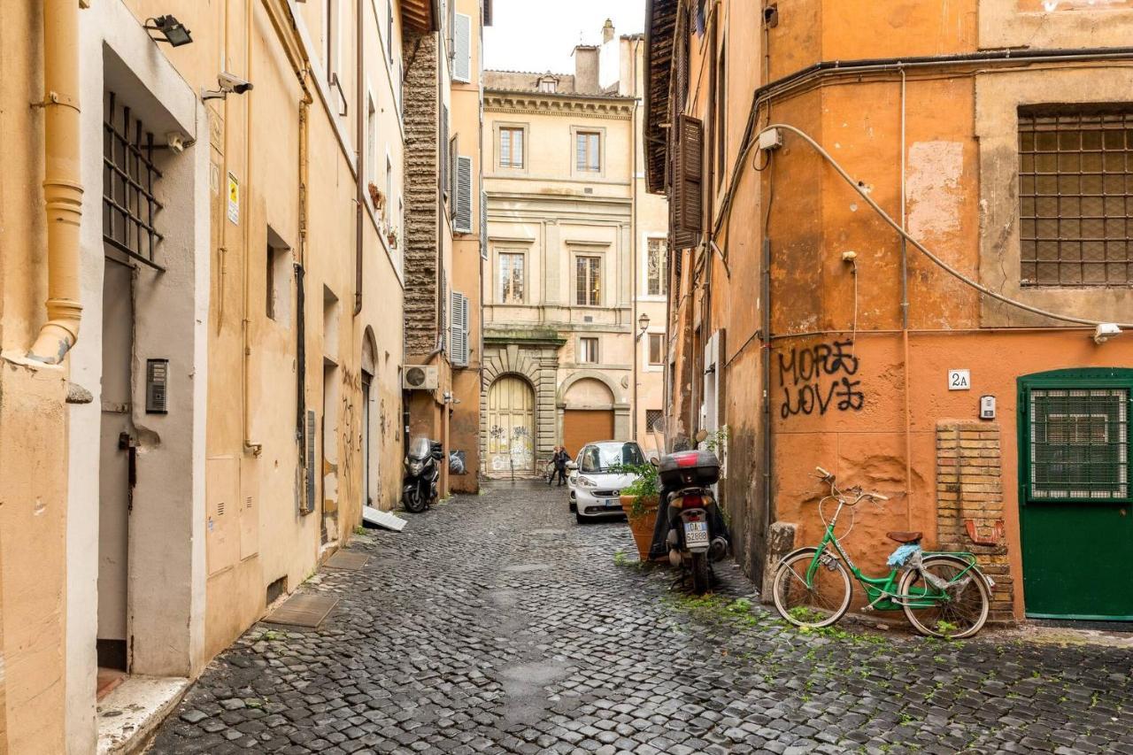 Right In The Ancient Historical Center Two Bedrooms Two Bath, Up To 6 Pax * Roma