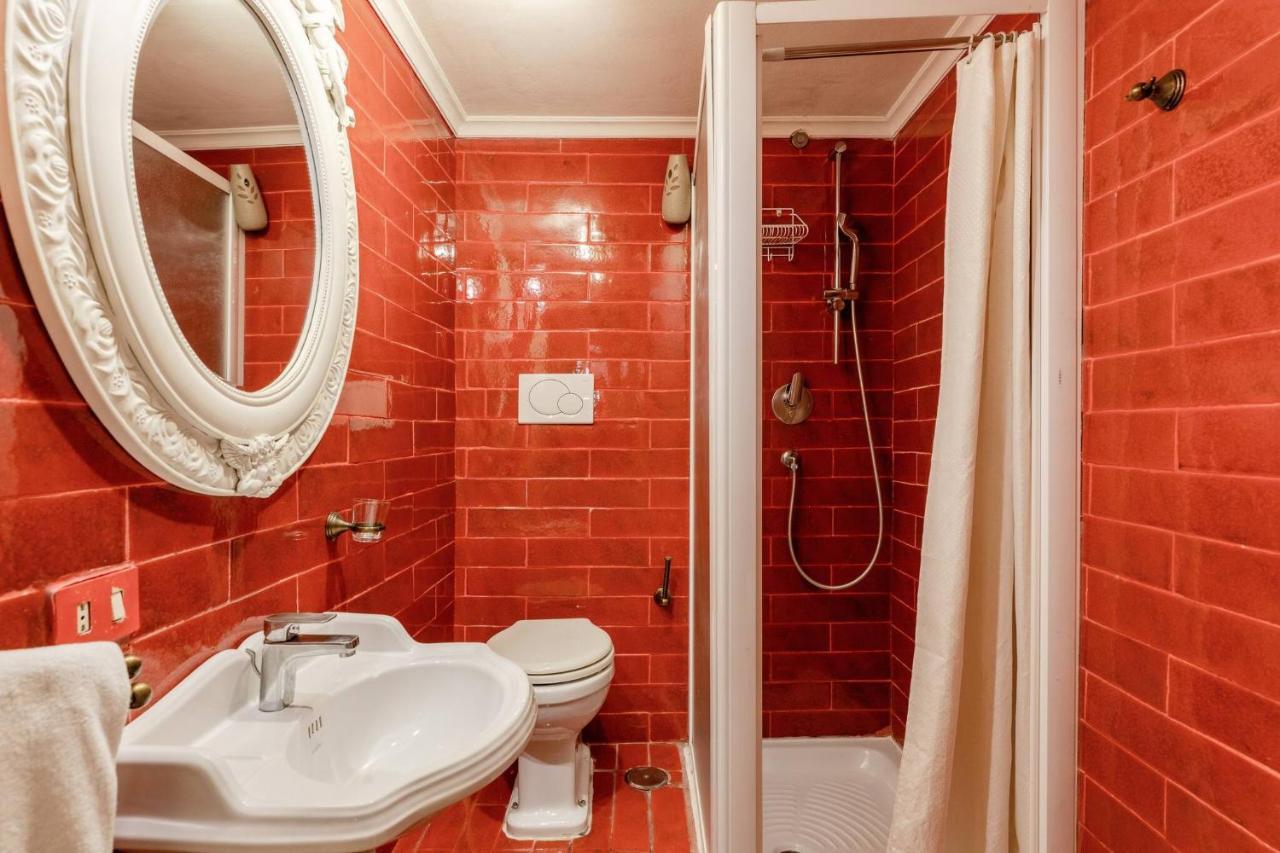 Appartamento Right In The Ancient Historical Center Two Bedrooms Two Bath, Up To 6 Pax Roma