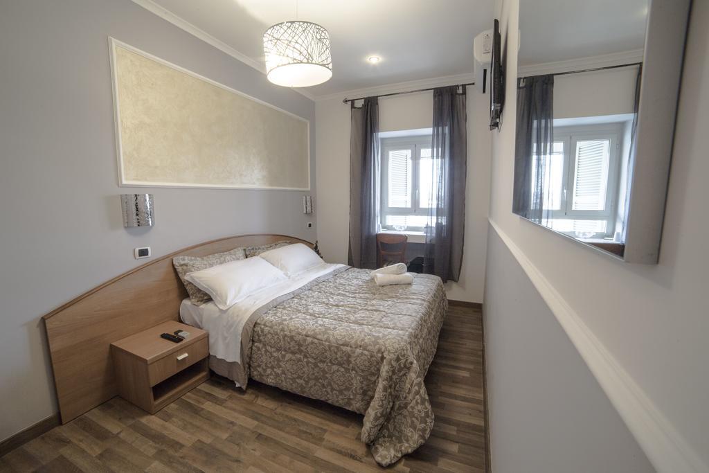 St Peter Bed In 3*