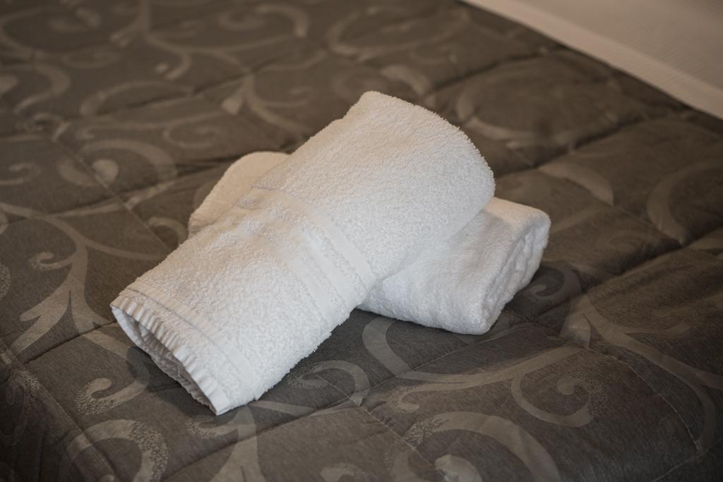 St Peter Bed In Guest house Rome