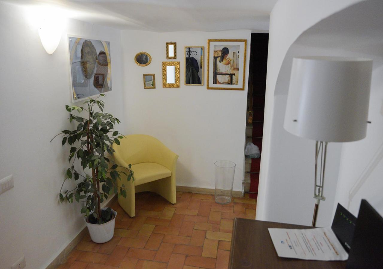 Farnese 48 3* Rome