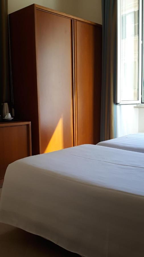 Crosti 3* Rome