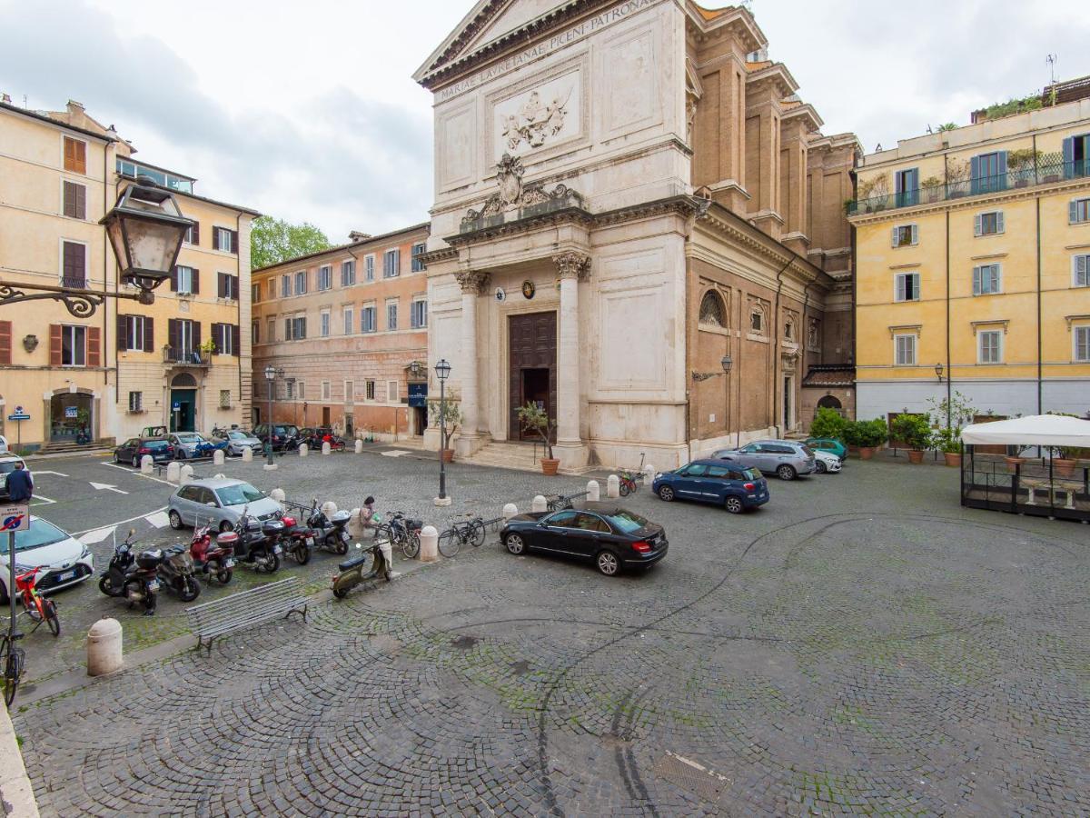 Coronari Enchanting Two Bedroom Appartamento Roma