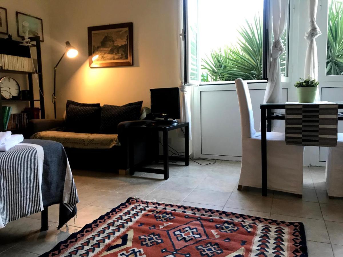 Romamor Apartment *
