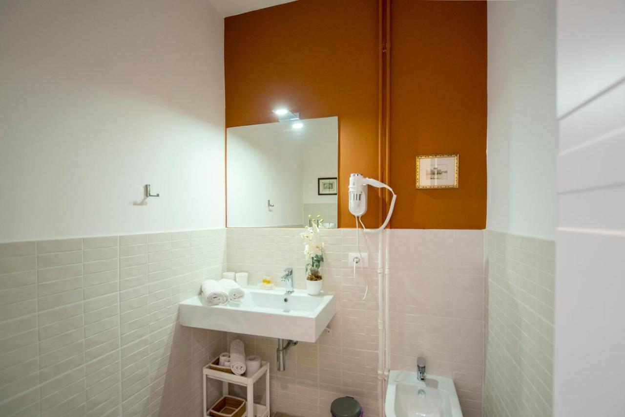 Raffaela's & Vatican Guest house