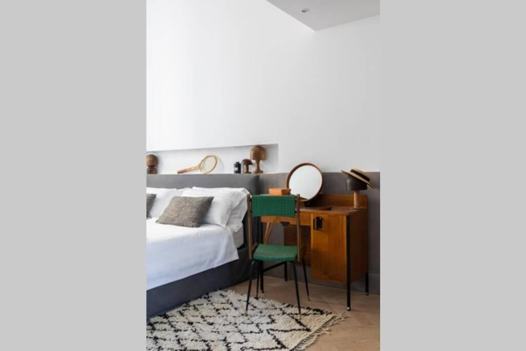 Casa Luce, A Burghesius Apartment Rome