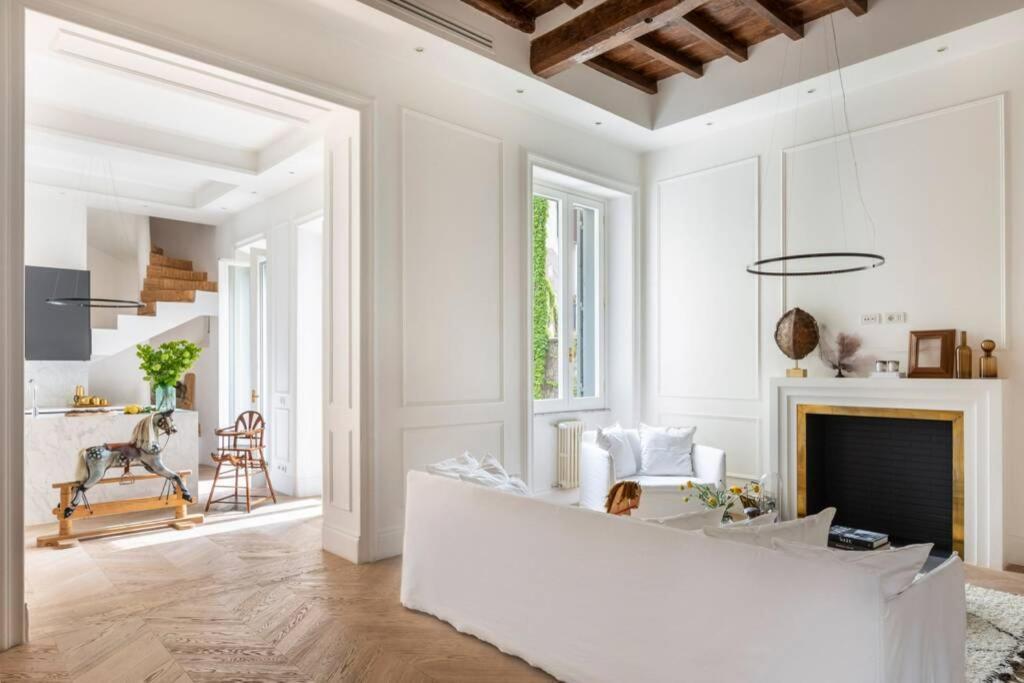 Casa Luce, A Burghesius Apartment *