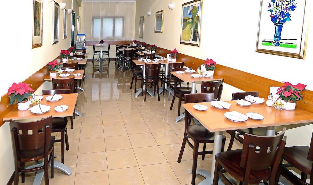 Monteverde E Austria 3* Rome